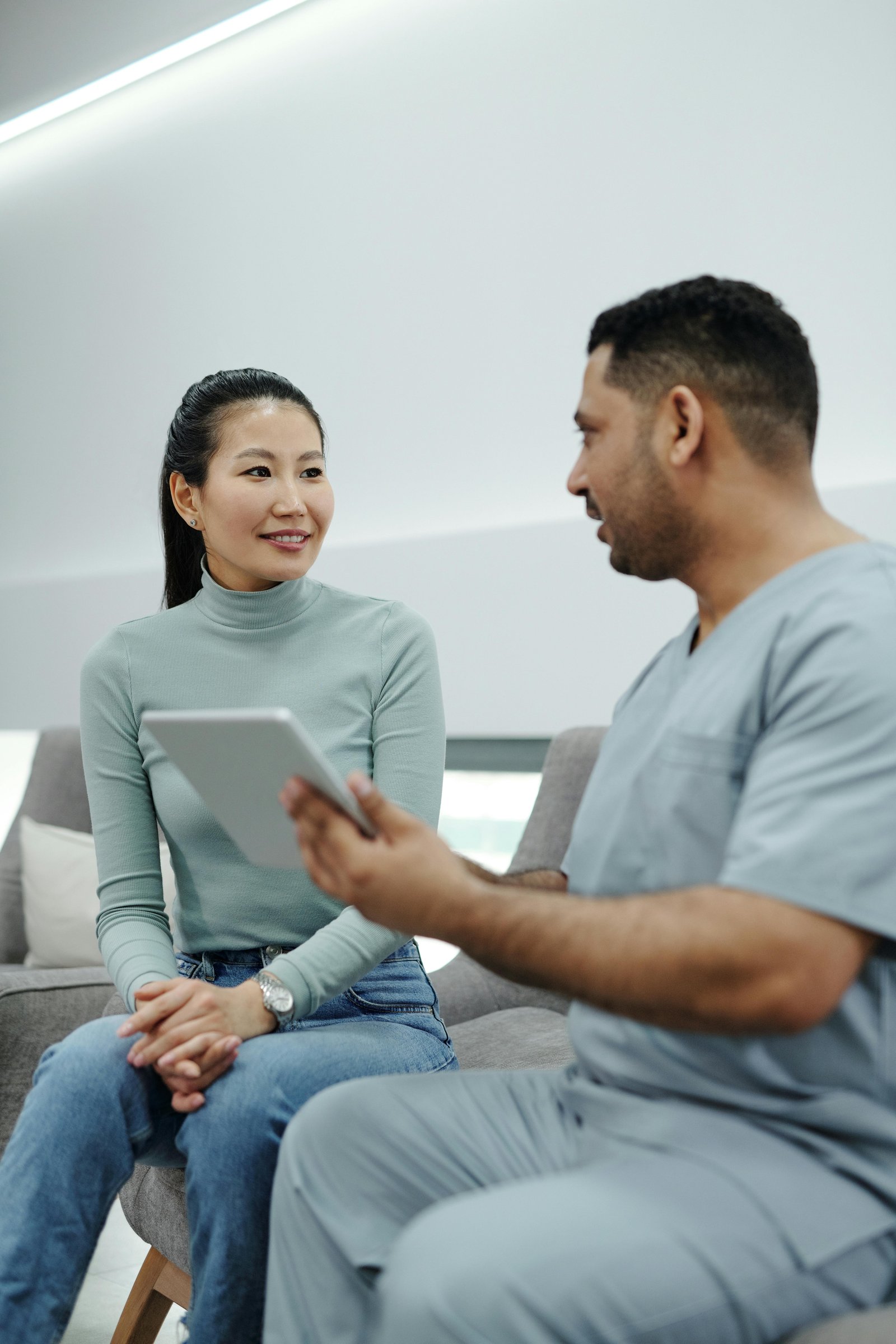 Professional consultation between a healthcare advisor and a client